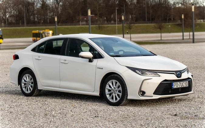 Toyota Corolla cena 84900 przebieg: 60976, rok produkcji 2021 z Warszawa małe 106